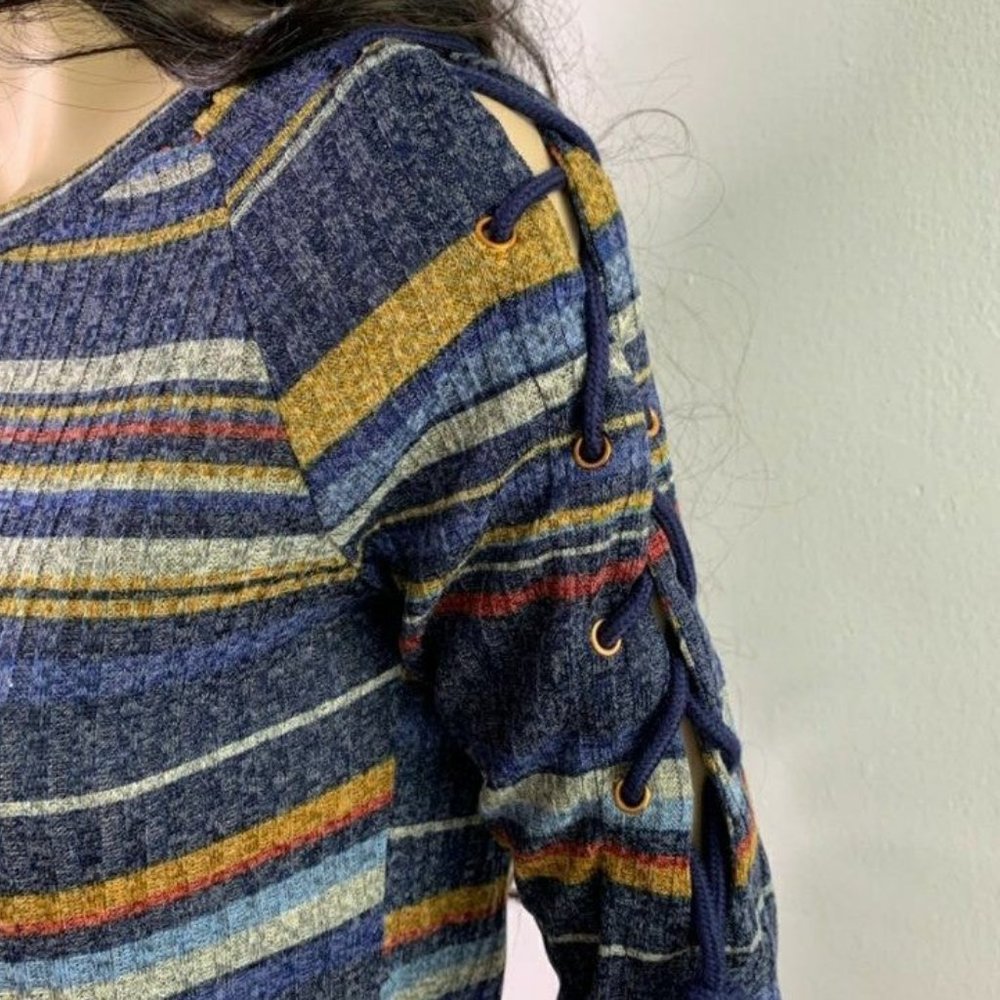 Long Sleeve Stripe Rib Knit Top - Picture 5 of 7